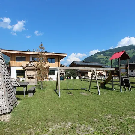 Semesterbostad Schwendau-3 By Interhome